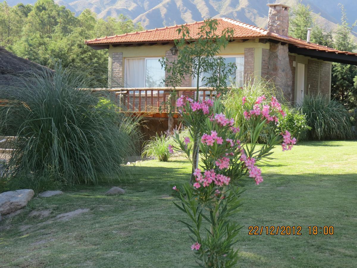 Cabanas Terrazas De Cacheuta Hotel Mendoza Exterior photo